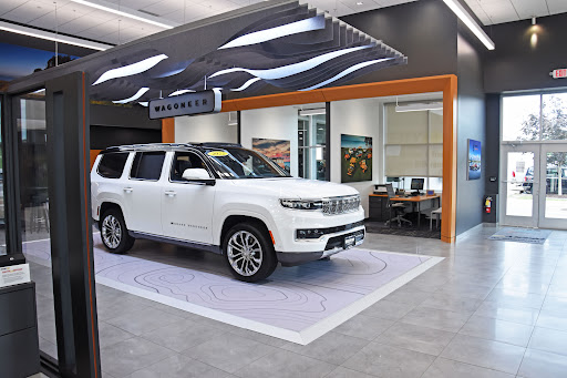 Used Car Dealer «Deery Brothers Chrysler Dodge Jeep Ram Iowa City», reviews and photos, 651 IA-1, Iowa City, IA 52246, USA