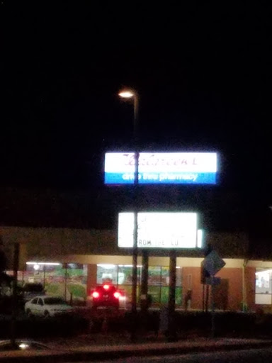 Drug Store «Walgreens», reviews and photos, 12 E Main Rd, Middletown, RI 02842, USA