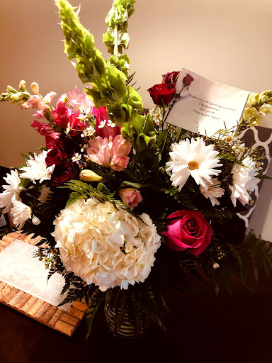 Florist «Allen Flower Shop», reviews and photos, 102 E Main St, Allen, TX 75002, USA