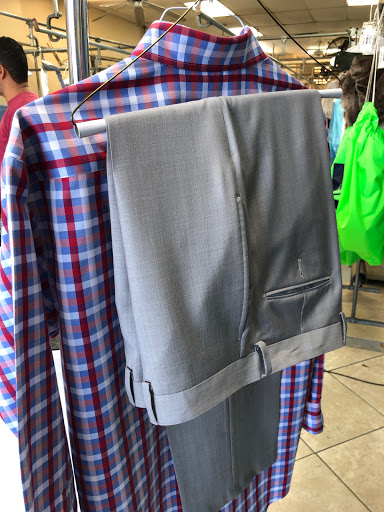 Dry Cleaner «Parkway Cleaners», reviews and photos, 13926 Landstar Blvd, Orlando, FL 32824, USA