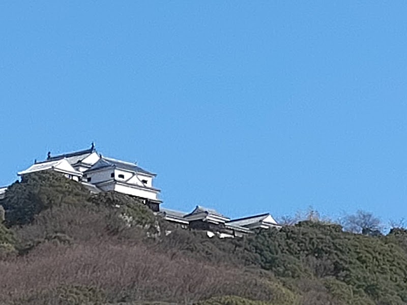 松山市民会館専用駐車場