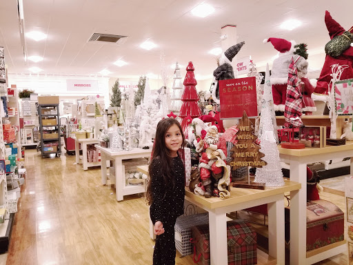 Home Goods Store «HomeGoods», reviews and photos, 7350 NE Butler St, Hillsboro, OR 97124, USA