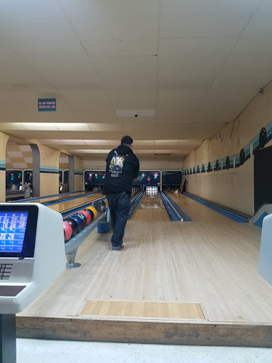 Bowling Alley «Forward Lanes», reviews and photos, 5844 Forward Ave, Pittsburgh, PA 15217, USA