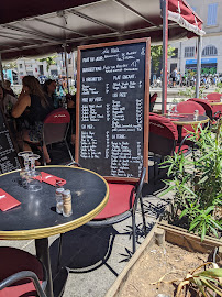 Atmosphère du Restaurant Le Pointu à Marseille - n°10