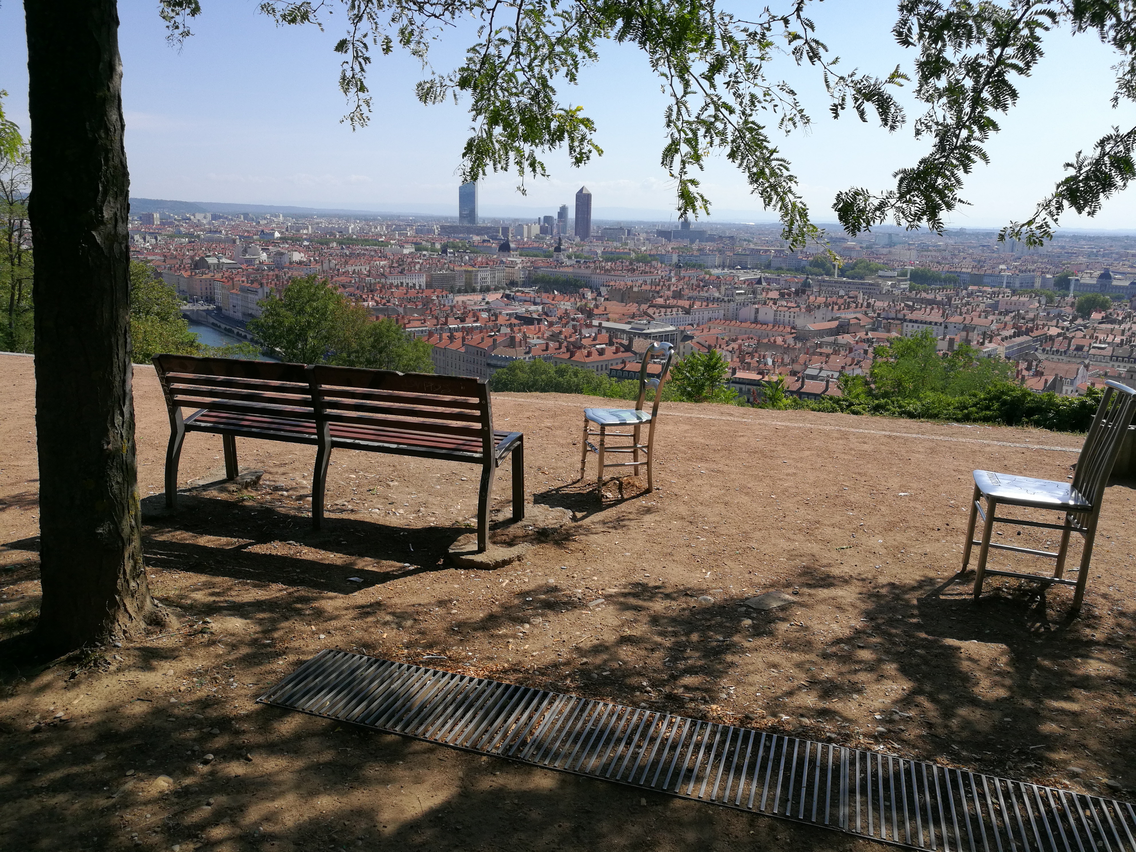 Photo n° 11 de l'avis de Frenchnraughmoobthoj.h fait le 04/08/2019 à 04:47