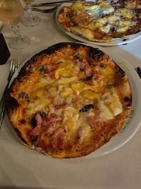 Plats et boissons du Pizzeria Pizza Vallaury à Le Plan-de-la-Tour - n°4