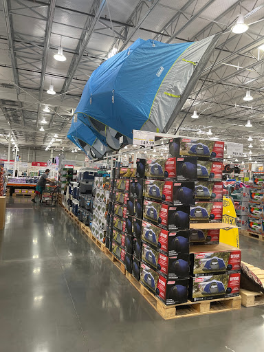 Warehouse store «Costco Wholesale», reviews and photos, 7251 Camino Arroyo, Gilroy, CA 95020, USA