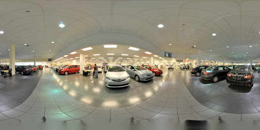 Toyota Dealer «Kings Toyota - New Cars, Indoor Showroom», reviews and photos, 4700 Fields Ertel Rd, Cincinnati, OH 45249, USA