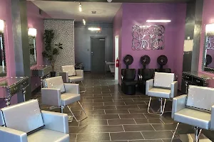 B'Relevant Styles Salon image