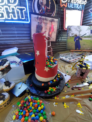 Cafe «Grain Bin Cafe & Store», reviews and photos, 121 Dennis Dr, Seguin, TX 78155, USA