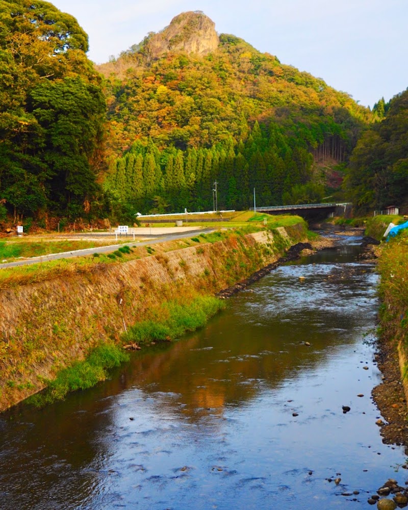 岩根寺駐車場