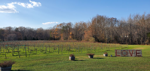 Winery «Hartwood Winery Inc», reviews and photos, 345 Hartwood Rd, Fredericksburg, VA 22406, USA