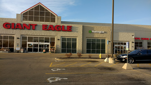 Giant Eagle Supermarket, 2173 Stringtown Rd, Grove City, OH 43123, USA, 