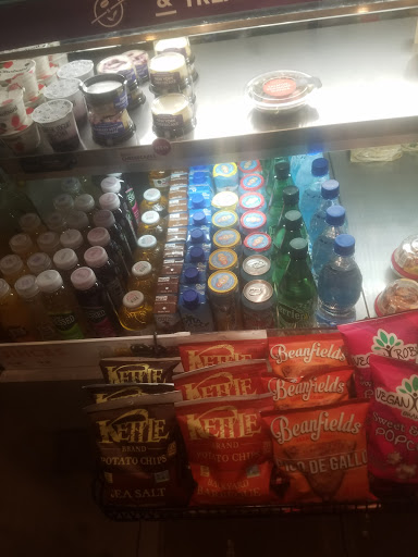 The Coffee Bean & Tea Leaf image