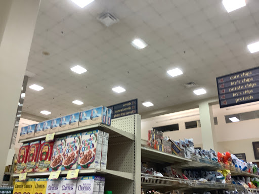 Grocery Store «Sunset Food Mart Inc», reviews and photos, 825 S Waukegan Rd, Lake Forest, IL 60045, USA