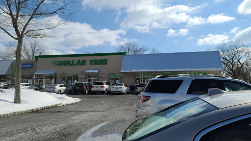 Dollar Store «Dollar Tree», reviews and photos, 215 US-22, Green Brook Township, NJ 08812, USA