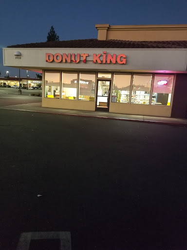 Donut Shop «Donut King», reviews and photos, 2808 Zinfandel Dr, Rancho Cordova, CA 95670, USA