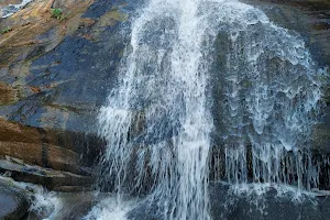 Barapadar waterfall image