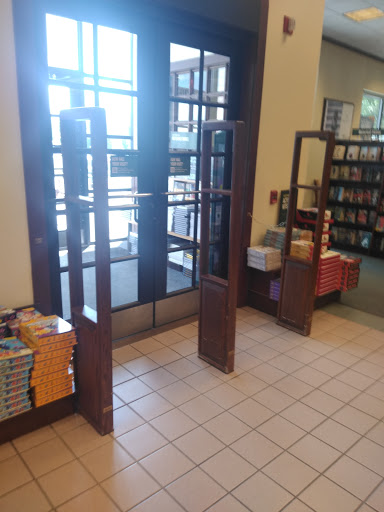 Book Store «Barnes & Noble», reviews and photos, 8136 W Bowles Ave, Littleton, CO 80123, USA