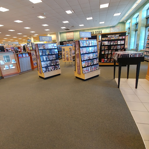 Book Store «Barnes & Noble», reviews and photos, 300 Indian Lake Blvd, Hendersonville, TN 37075, USA