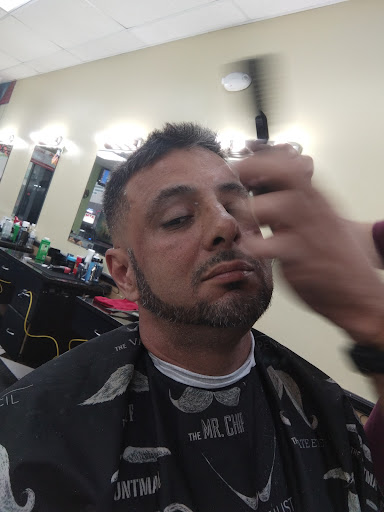Barber Shop «Just Blaze Barber Shop Inc», reviews and photos, 2451 E Semoran Blvd, Apopka, FL 32703, USA