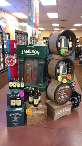 Liquor Store «Eagle Creek Liquors», reviews and photos, 4930 Lafayette Rd, Indianapolis, IN 46254, USA