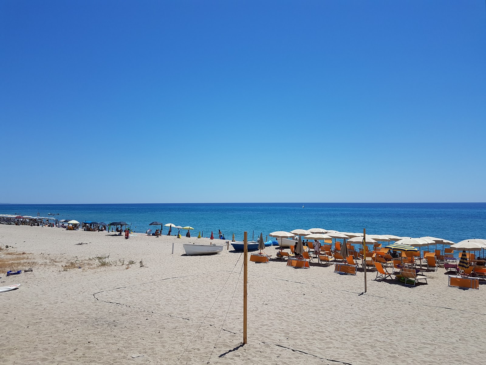 Fotografie cu Plaja Villaggio Carrao - locul popular printre cunoscătorii de relaxare