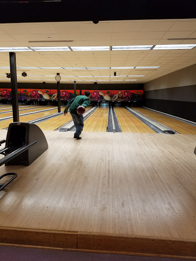 Bowling Alley «Farmington Lanes», reviews and photos, 27 5th St, Farmington, MN 55024, USA