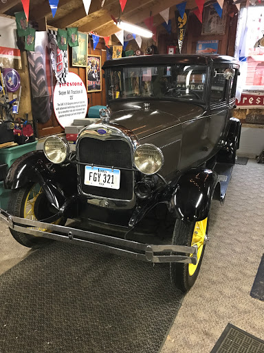 Birdhaven Vintage Auto Supply, 3515 W 88th St N, Colfax, IA 50054, USA, 