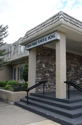 Funeral Home «Ryan-Parke Funeral Home», reviews and photos, 120 S Northwest Hwy, Park Ridge, IL 60068, USA