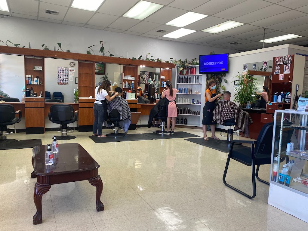Solinda's Salon 95336