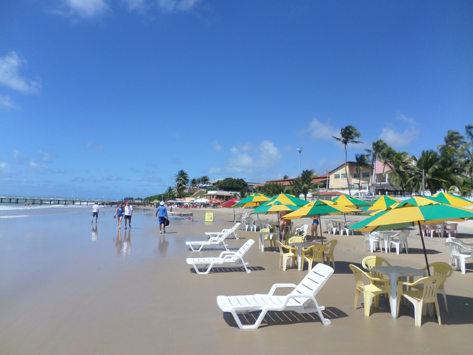 Fotografie cu Plaja Pirangi Do Norte - locul popular printre cunoscătorii de relaxare