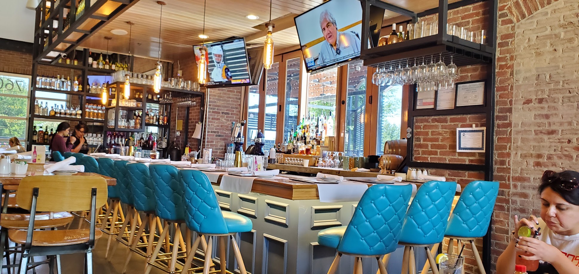 Onassis Greek Taphouse + Kitchen