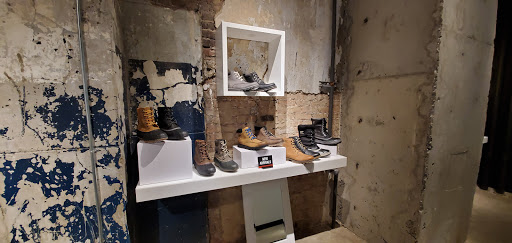 Shoe Store «Sorel Footwear Store», reviews and photos, 345 W 14th St b, New York, NY 10014, USA
