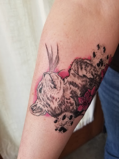 Tattoo Shop «Hand And Eye Tattoo», reviews and photos, 2716 Atwood Ave, Madison, WI 53705, USA