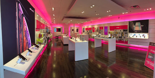 Cell Phone Store «T-Mobile», reviews and photos, 1400 S Loop 288 Suite 128, Denton, TX 76205, USA