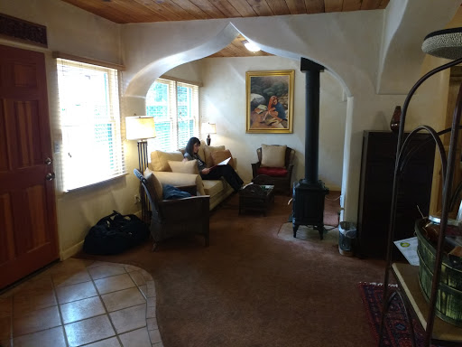 Emerald Iguana Inn image