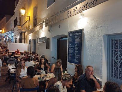 Bar El Picoteo - C. José Velarde, 20, 11140 Conil de la Frontera, Cádiz, Spain