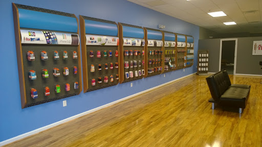 Mobile Phone Repair Shop «iFixScreens», reviews and photos, 518 Commack Rd, Deer Park, NY 11729, USA