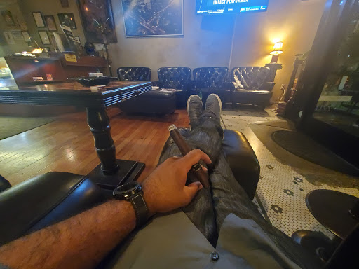 Cigar Shop «2nd Street Cigar Lounge and Gallery», reviews and photos, 124 W 2nd St, Los Angeles, CA 90012, USA