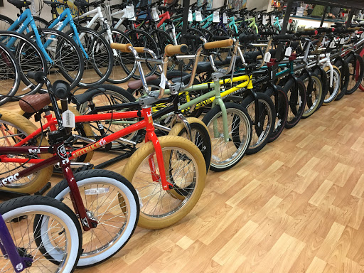 Bicycle Store «Encina Bicycle Center», reviews and photos, 2901 Ygnacio Valley Rd, Walnut Creek, CA 94598, USA