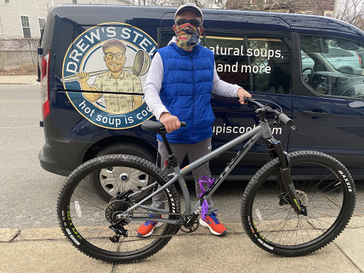 Bicycle Store «JRA Cycles», reviews and photos, 229 Salem St, Medford, MA 02155, USA