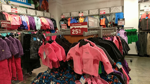 Sportswear Store «Columbia Sportswear Outlet Store», reviews and photos, 18539 Outlet Blvd #606, Chesterfield, MO 63005, USA