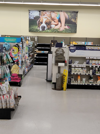 Pet Supply Store «Petco Animal Supplies», reviews and photos, 921 Harley Strickland Blvd, Orange City, FL 32763, USA