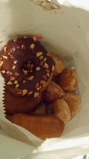 Donut Shop «Donut Stop», reviews and photos, 1256 S 13th St, Omaha, NE 68108, USA