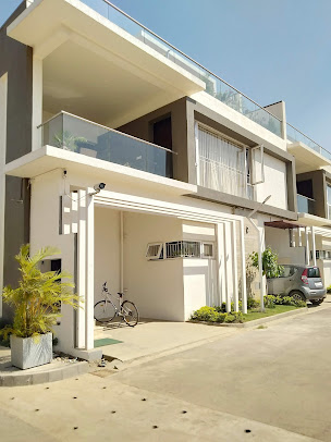 Google Maps image 12