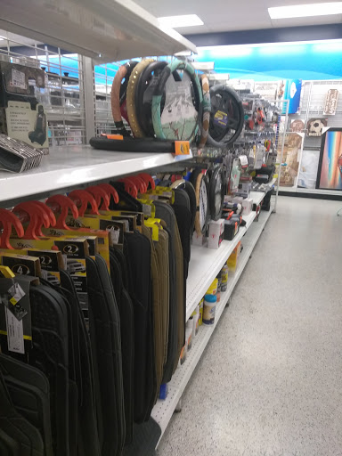 Clothing Store «Ross Dress for Less», reviews and photos, 212 Towne Center Dr, Compton, CA 90220, USA