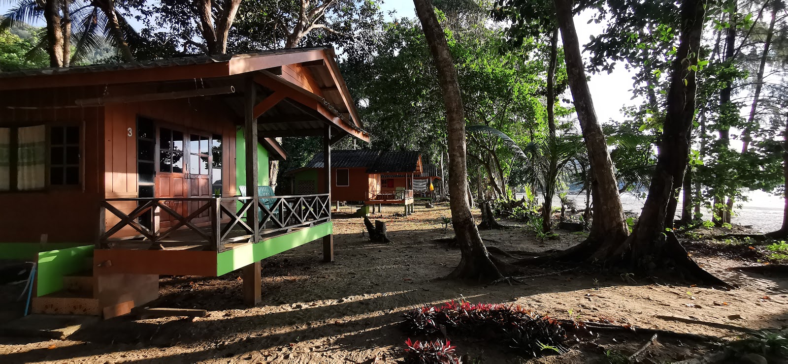 Zdjęcie Chang Tong Beach i osada