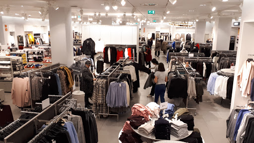 Men's fashion stores Oporto