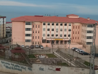 Yüksek Öğretim Kredi ve Yurtlar Kurumu Trabzon Nizamiye Yurdu C Blok Erkek Öğrenci Yurdu